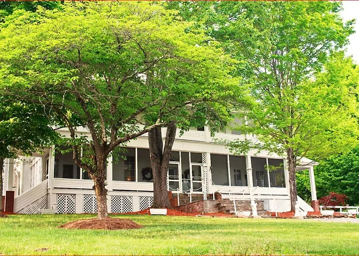 Franklin Terrace Bed And Breakfast