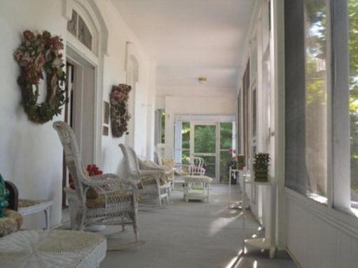 Terrace 3*