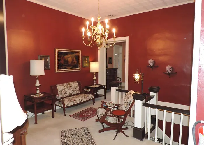 Franklin Terrace Bed And Breakfast