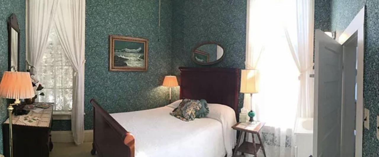 Terrace Bed & Breakfast 3*